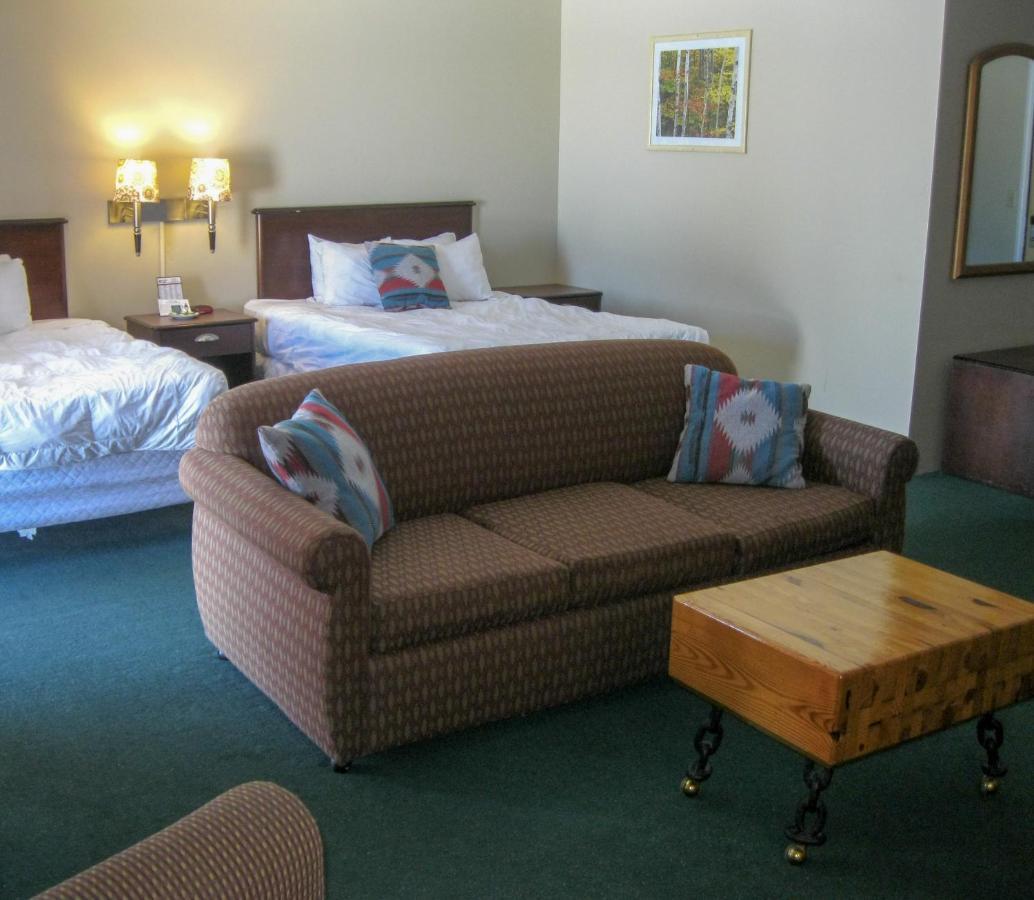 Cedar Hill Lodge St. Ignace Exterior foto